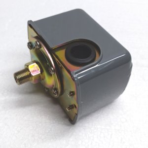 (kuva kohteelle) Painekytkin pumpulle